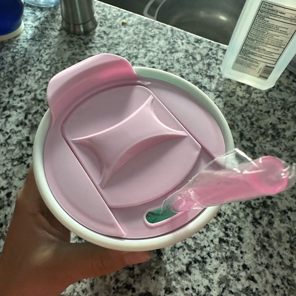 Regular hello kitty tumbler - Picture 2 of 2